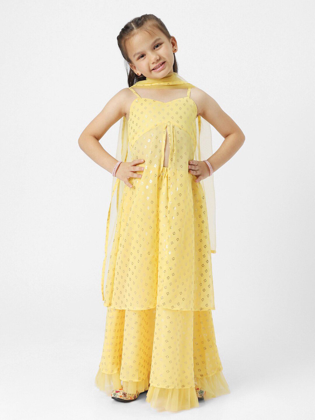 Nauti Nati Girls Printed Foil Print Sleeveless Ready to Wear Lehenga & Blouse With Dupatta