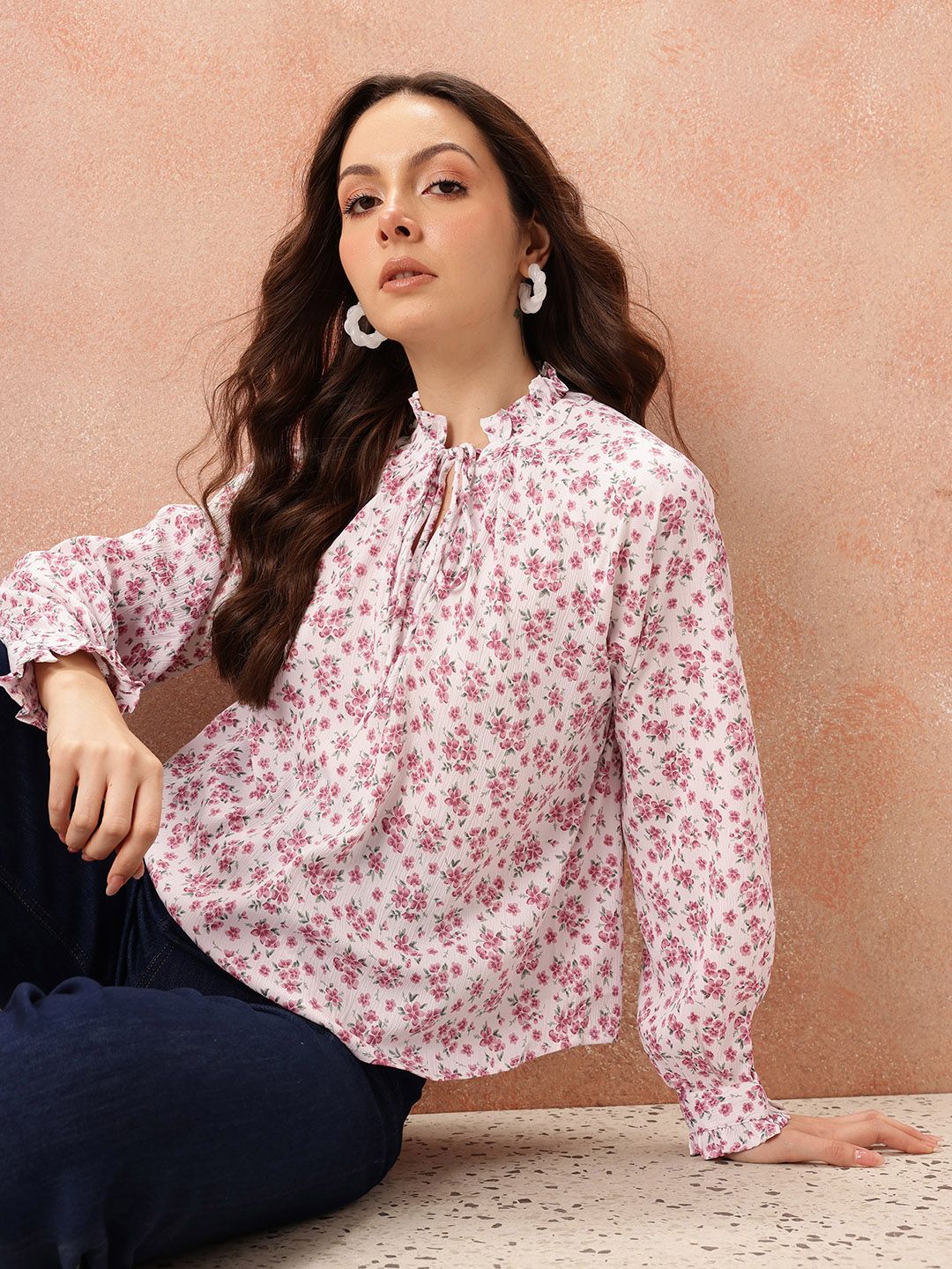 all about you Floral Print Tie-Up Neck Top