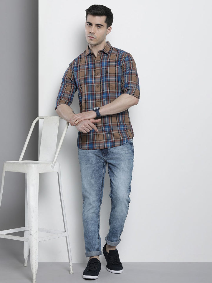 The Indian Garage Co Men Checked Casual Shirt