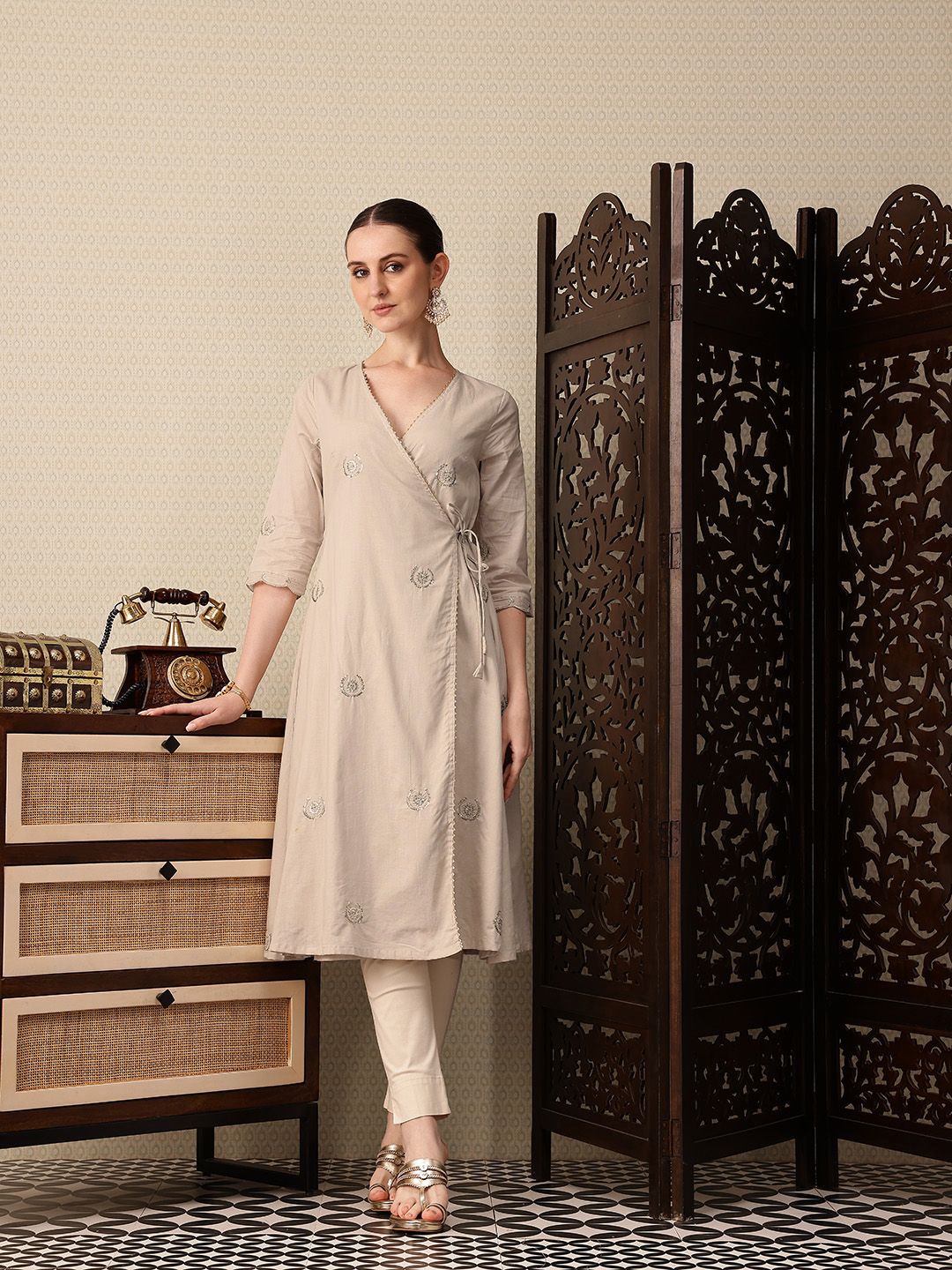 House of Pataudi Pure Cotton Floral Embroidered Sequinned Angrakha Jashn Kurta