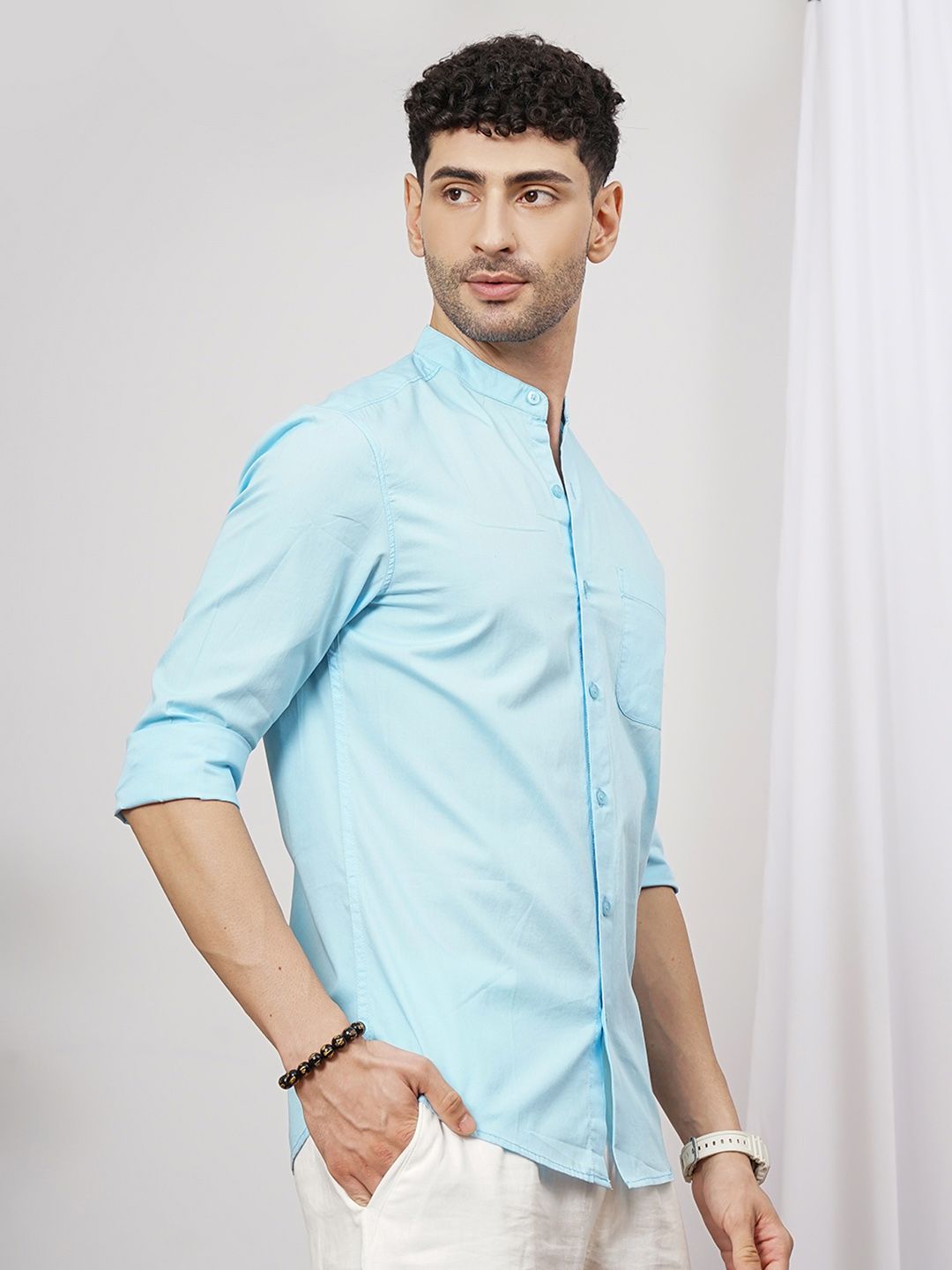 The Indian Garage Co Men Blue Solid Casual Shirt