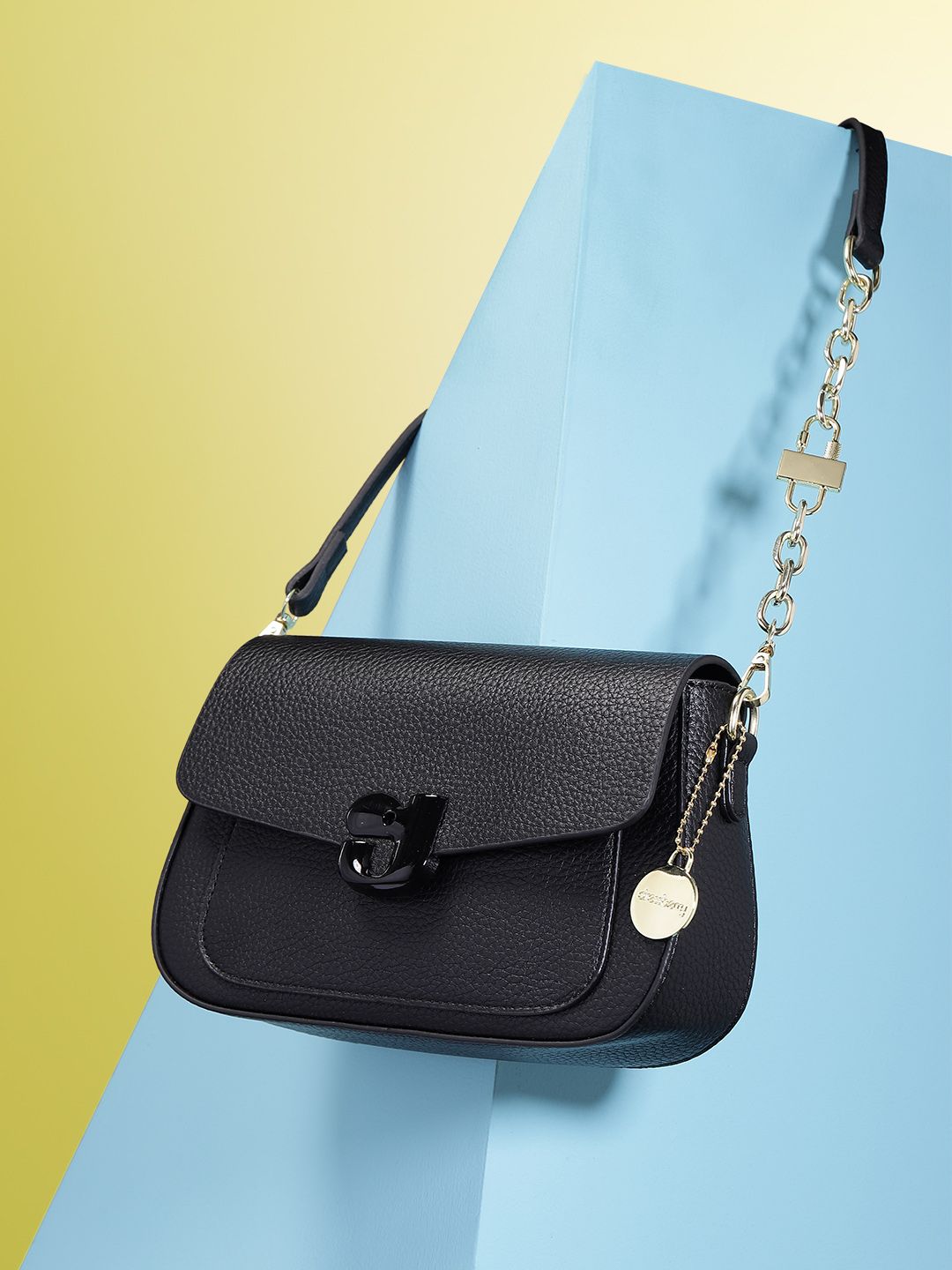 DressBerry Structured Shoulder Bag