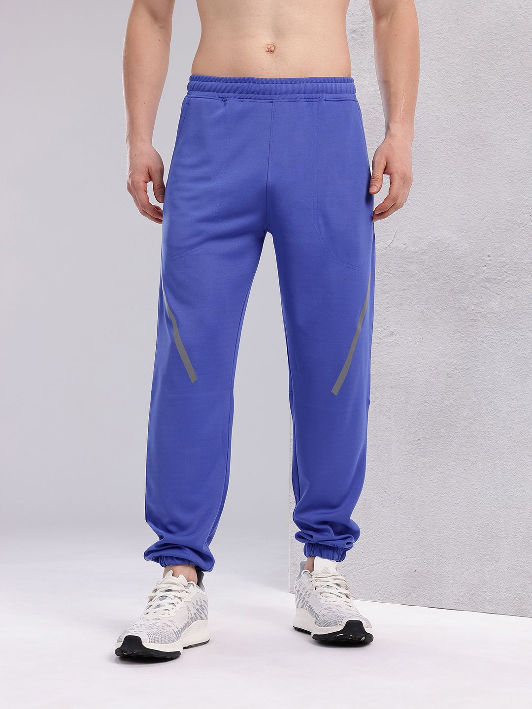 HRX by Hrithik Roshan Men Brand Logo Printed Mid-Rise Rapid-Dry Running Joggers