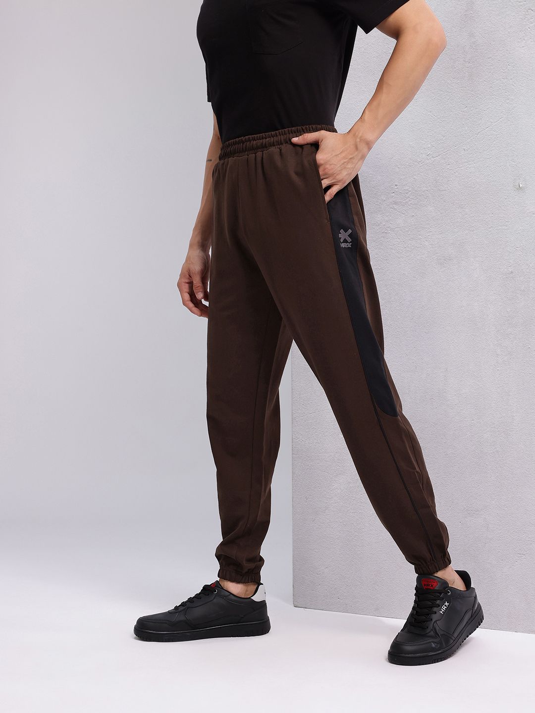 HRX by Hrithik Roshan Men Contrast Side Panel Lifestyle Track Pants