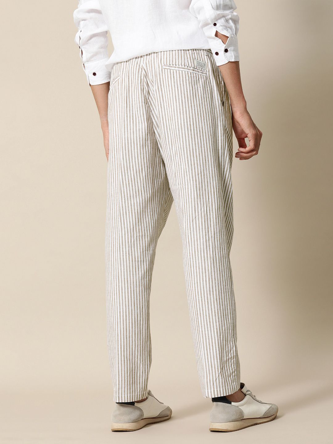 Mr Bowerbird Men White Striped Pleated  Liberal Fit Trousers