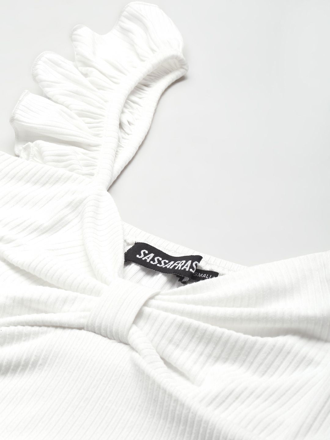 SASSAFRAS White Sweetheart Neck Crop Top