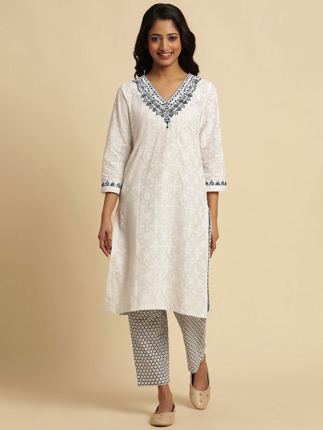 W Women Geometric Printed Cropped Cotton Ethnic Trouser