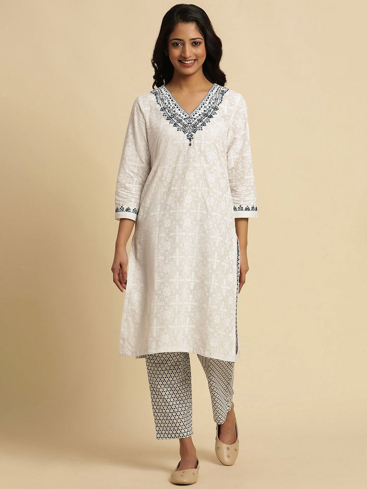 W Women Geometric Printed Cropped Cotton Ethnic Trouser