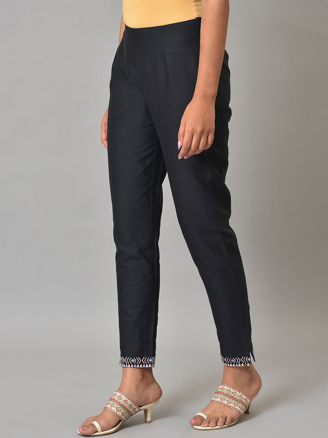W Women Regular Fit Cigarette Trousers