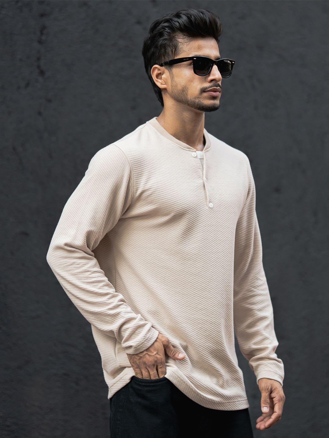 Powerlook Men Self Design Henley Neck Cotton T-shirt