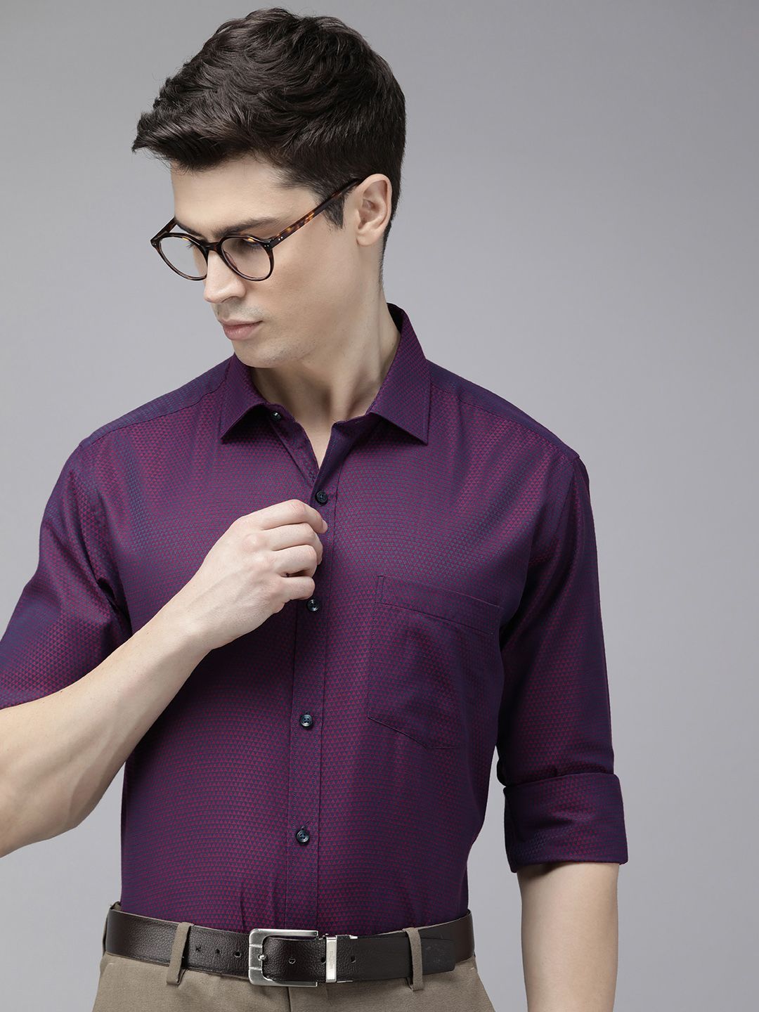 Park Avenue Self-Design Geometric Slim Fit Formal Shirt