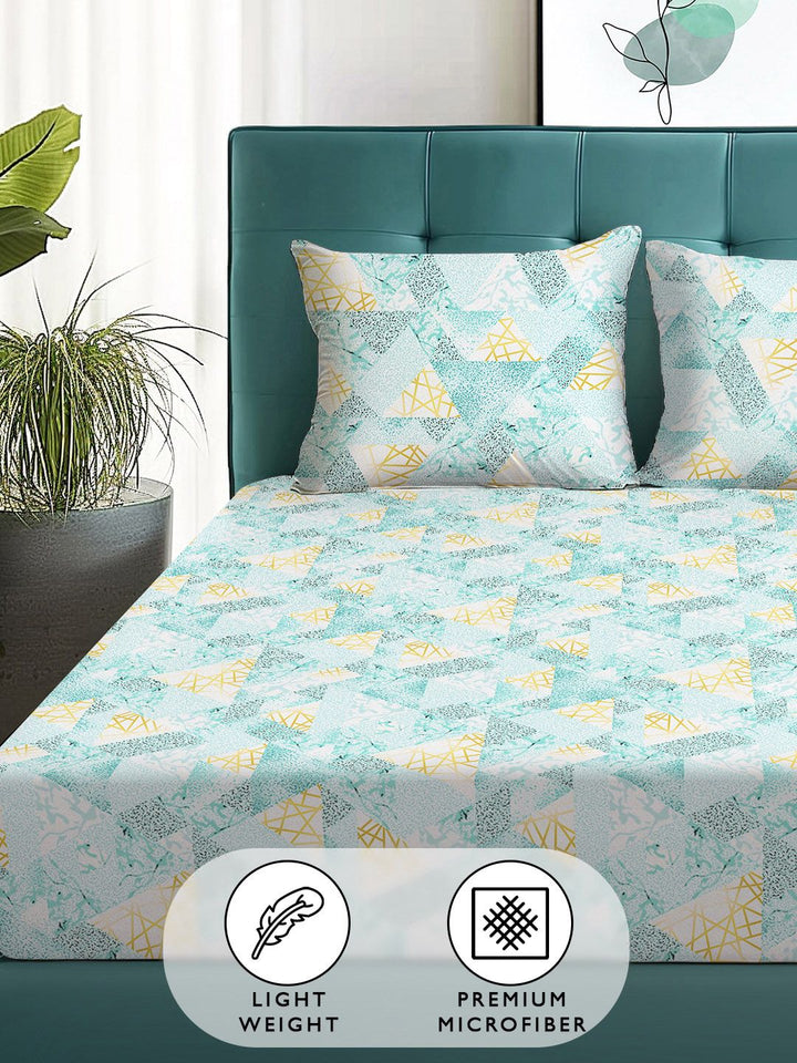 Story@home Arena Blue & Gold-Toned Printed 180 TC Queen Bedsheet & 2 Pillow Covers