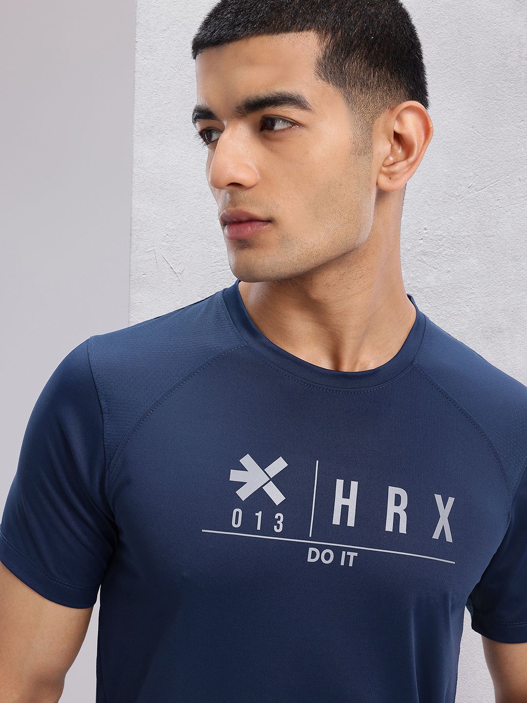 HRX by Hrithik Roshan Brand Logo Printed Raglan Sleeves Training T-shirt