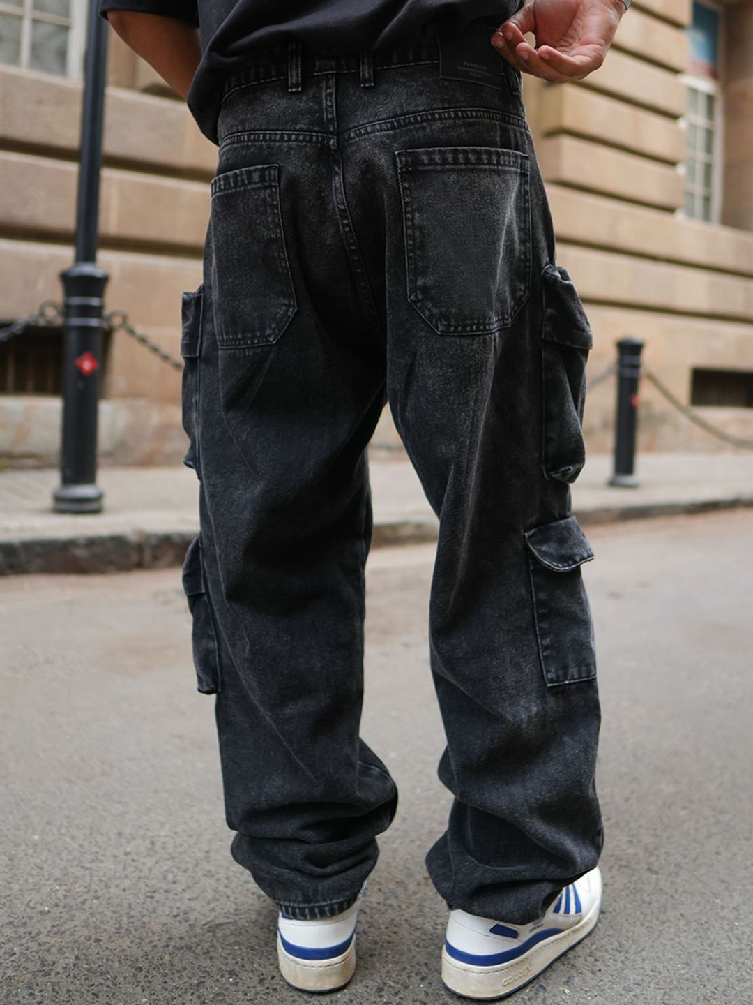 Powerlook Men Boyfriend Fit Mildly Distressed Jeans