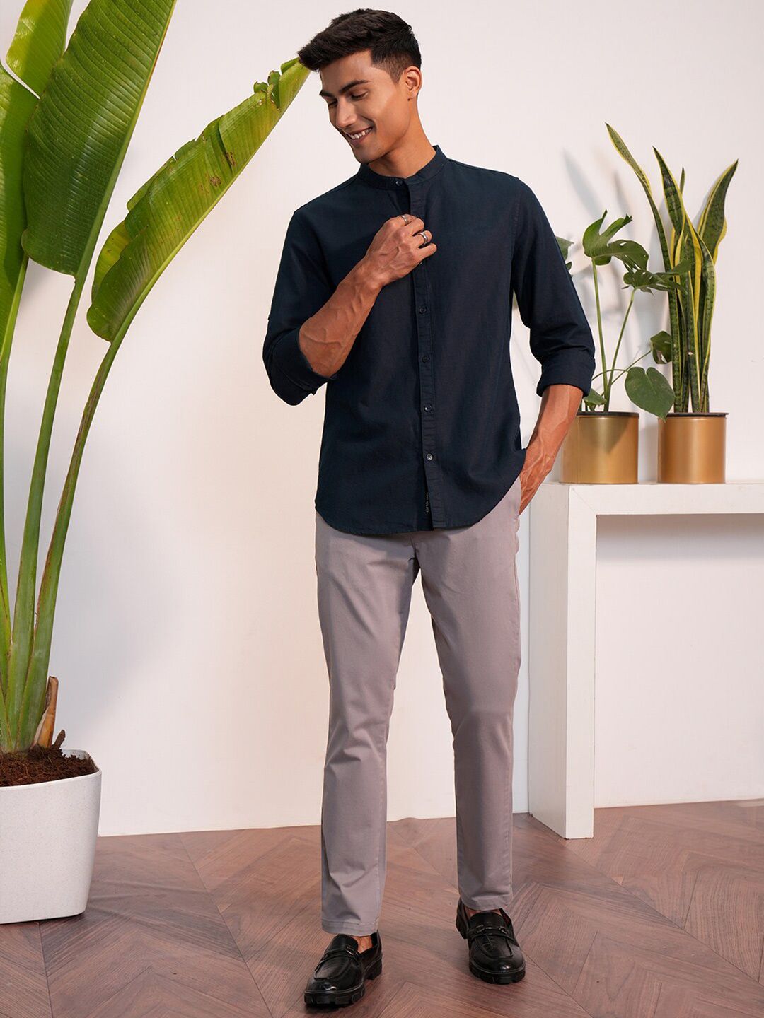 "Locomotive Premium Men Cotton Linen Solid Mandarin Collar Roll-Up Sleeve  Casual Shirt"