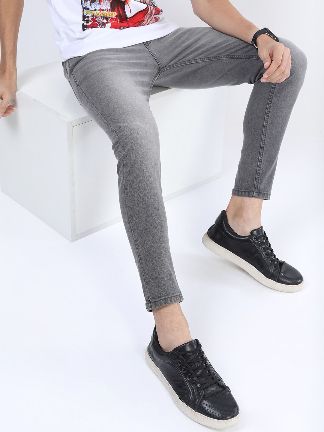 HIGHLANDER Men Grey Skinny Fit Light Fade Stretchable Denim Jeans