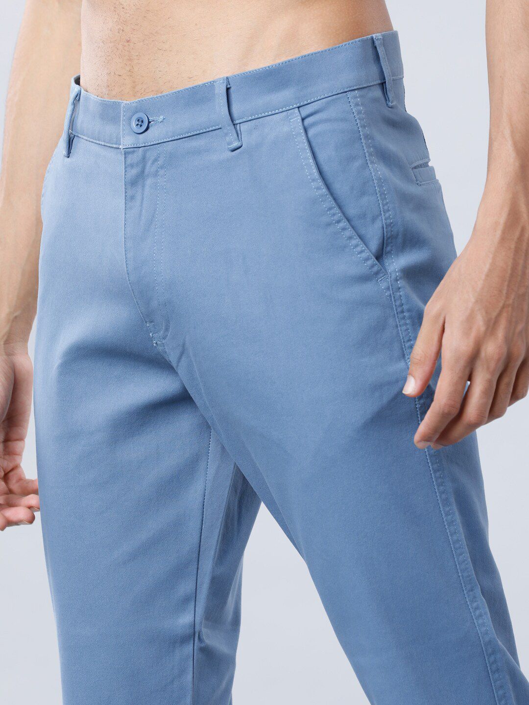 HIGHLANDER Men Blue Slim Fit Solid Chinos