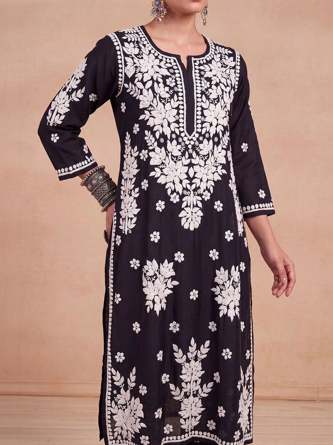 Rumah Wanita Chikankari Motif Etnik Bersulam Benang Biasa Kerja Chanderi Sutera Kurta dengan Seluar