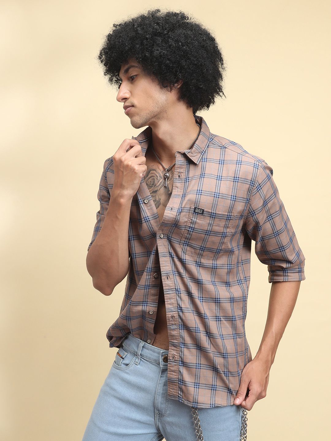The Indian Garage Co Men Beige & Navy Blue Slim Fit Printed Casual Shirt