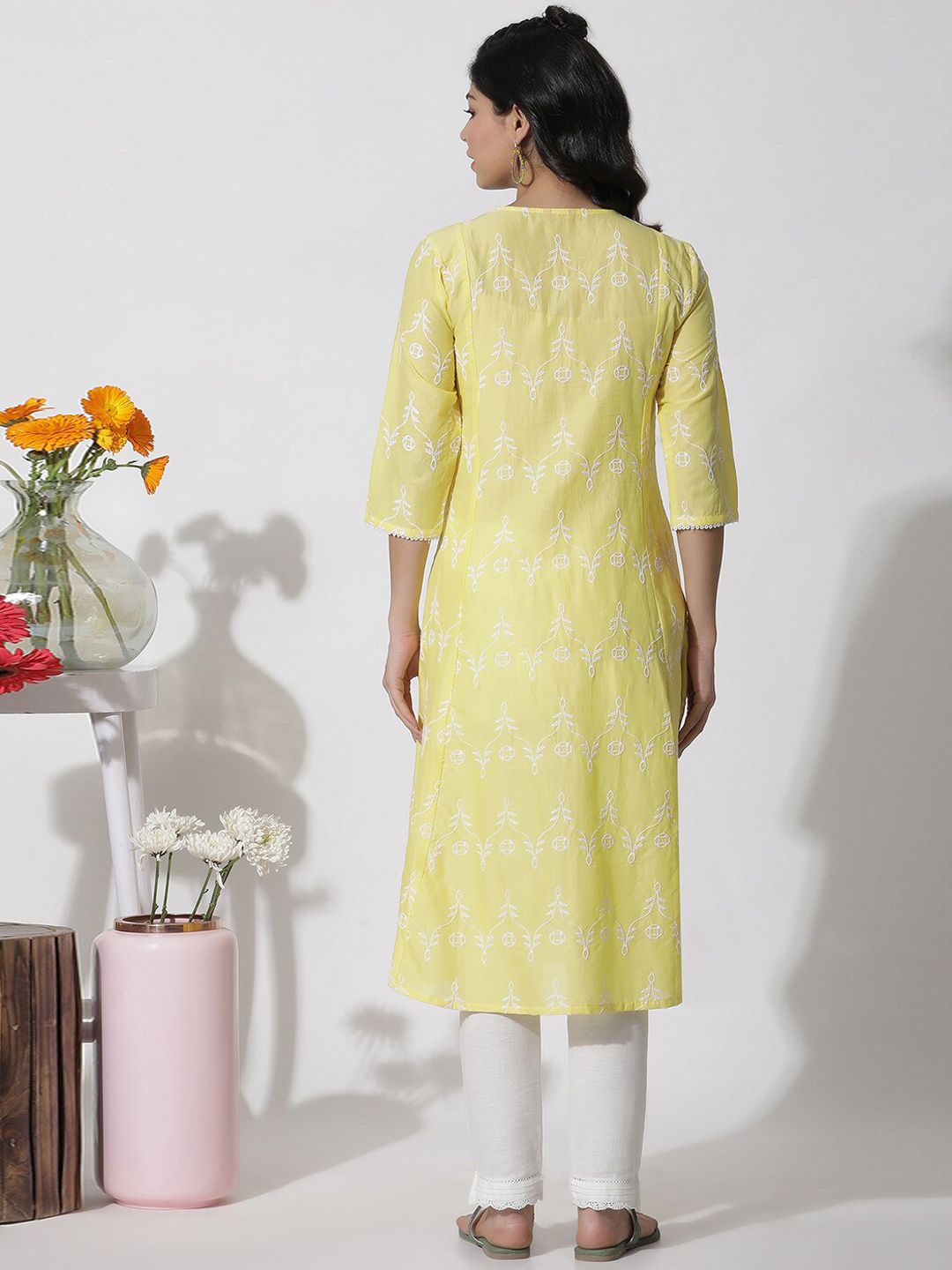 W Floral Embroidered V-Neck Thread Work Cotton A-Line Kurta