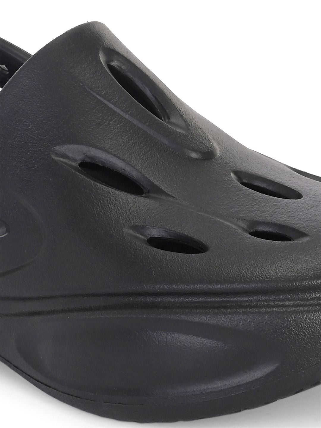 HRX by Hrithik Roshan Men Rubber Clogs