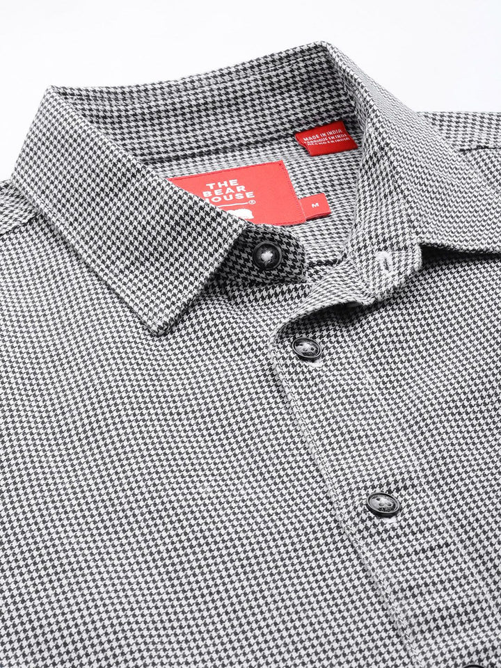 THE BEAR HOUSE Men Slim Fit Opaque Houndstooth Checked Pure Cotton Casual Shirt
