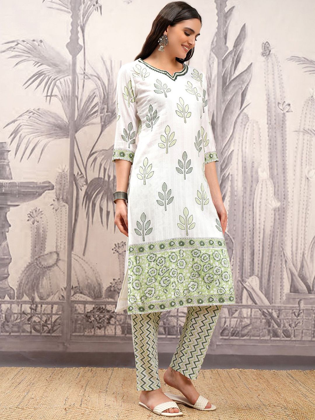 Vishudh Notch Neck Floral Printed Regular Pure Cotton Straight Kurta Set