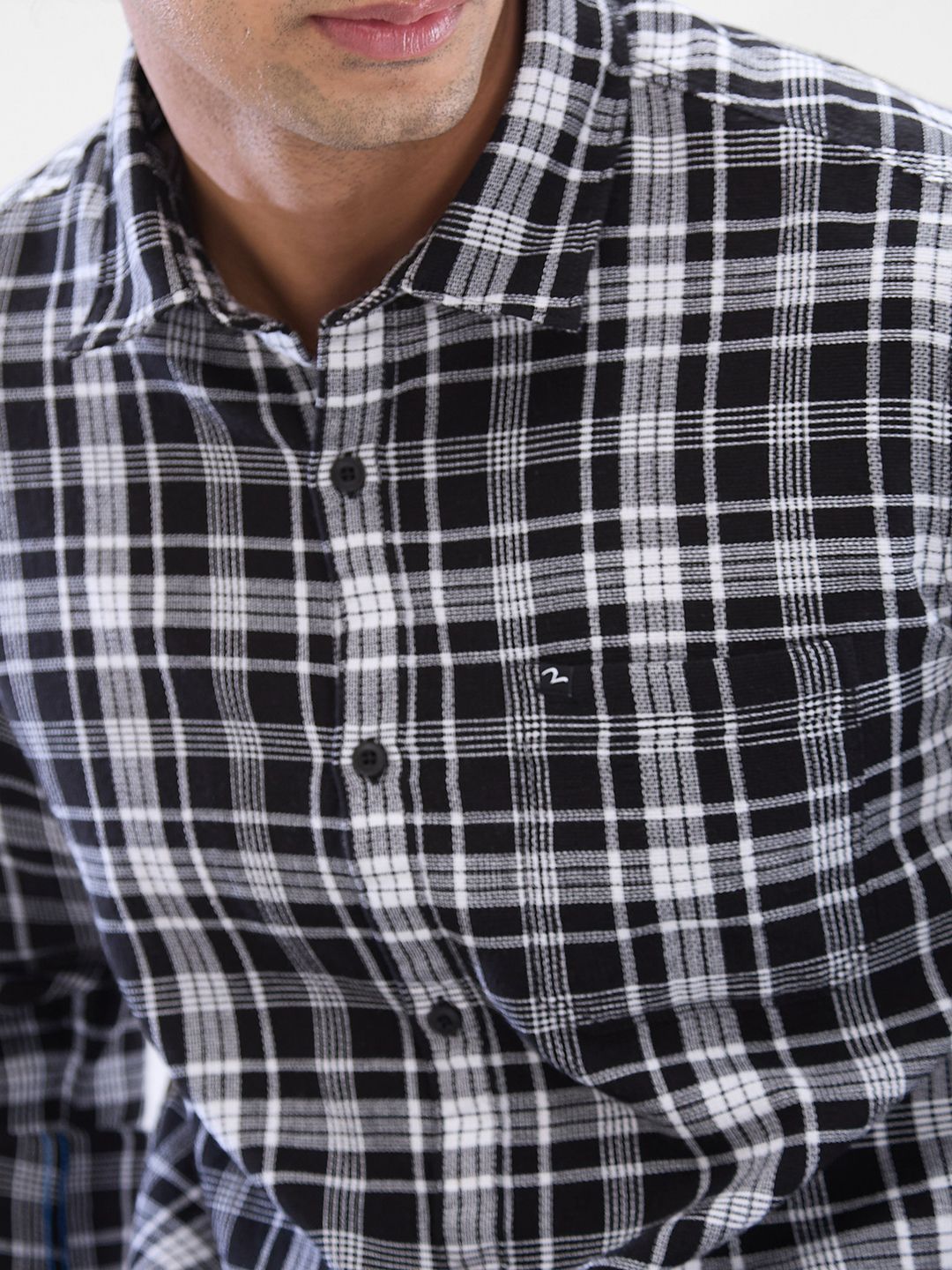 SPYKAR Men Slim Fit Opaque Checked Spread Collar Casual Shirt