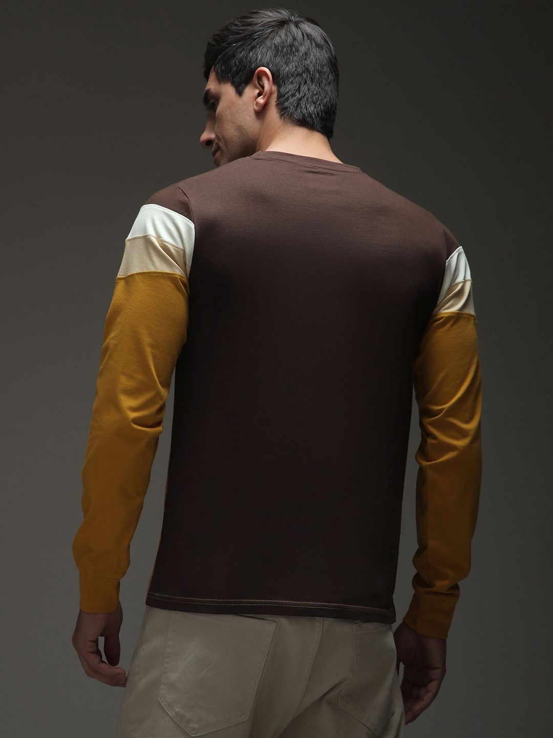 Difference of Opinion Men Colourblocked Round Neck Cotton T-shirt