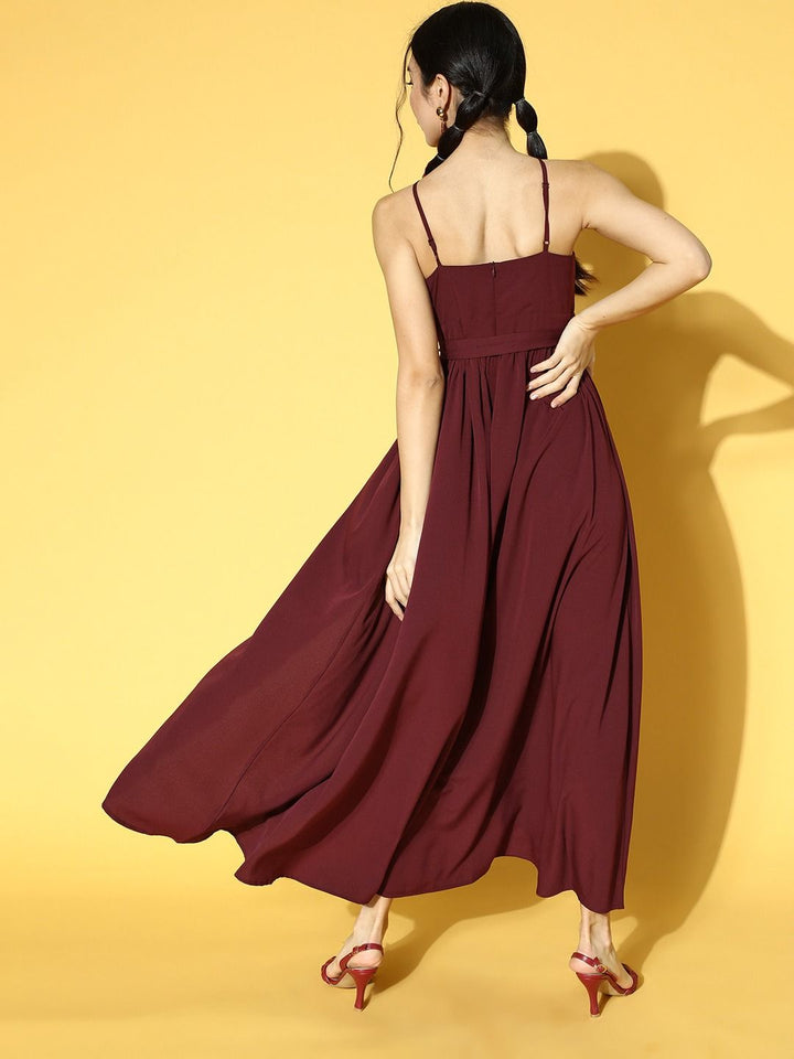 Berrylush Women Charming Maroon Solid Belted Dress