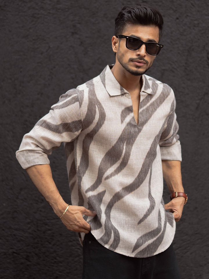Powerlook Men Spread Collar Abstract Printed Casual Shirt