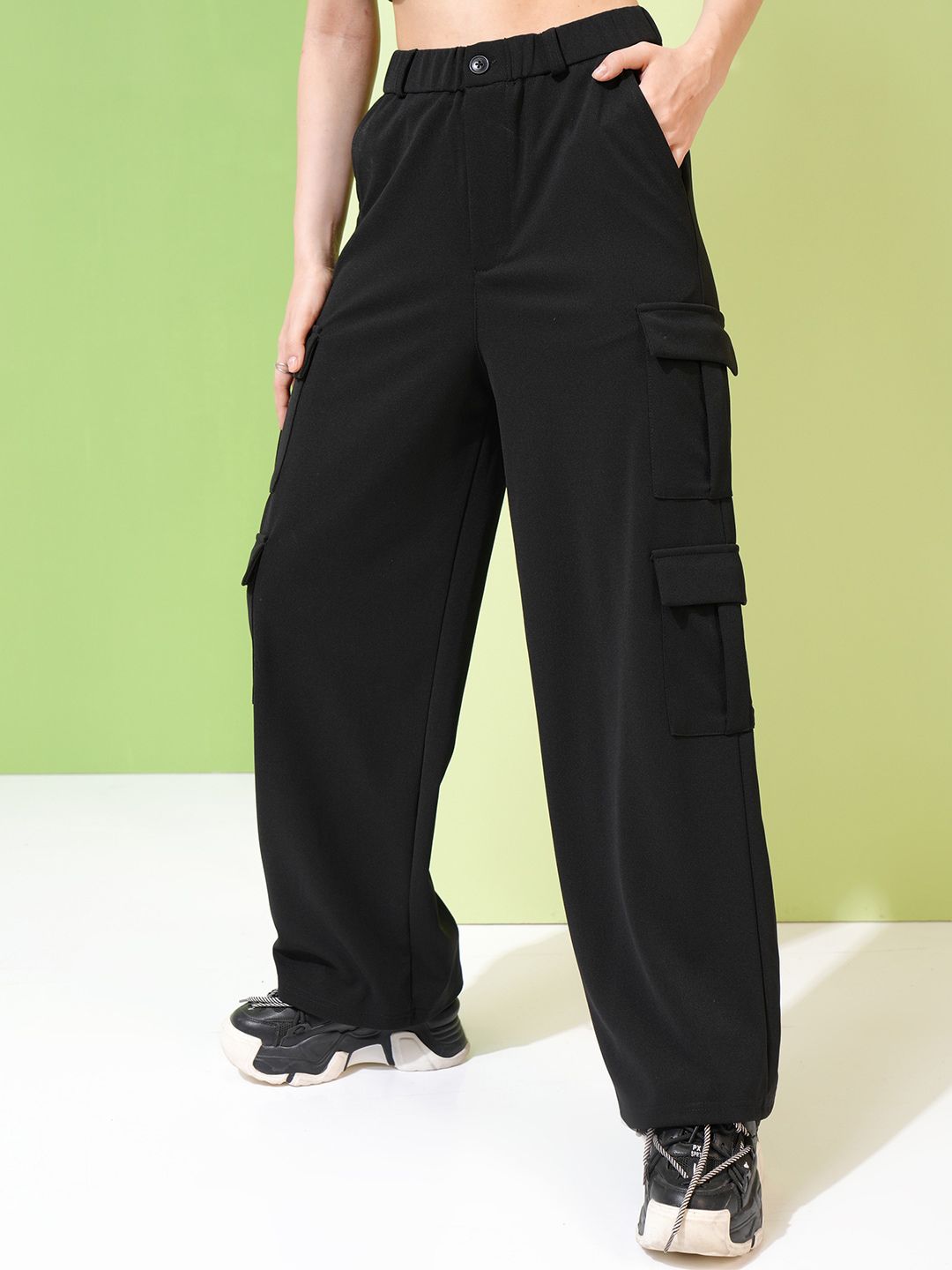 Tokyo Talkies Women Mid-Rise Knitted Straight Fit Cargos Trousers