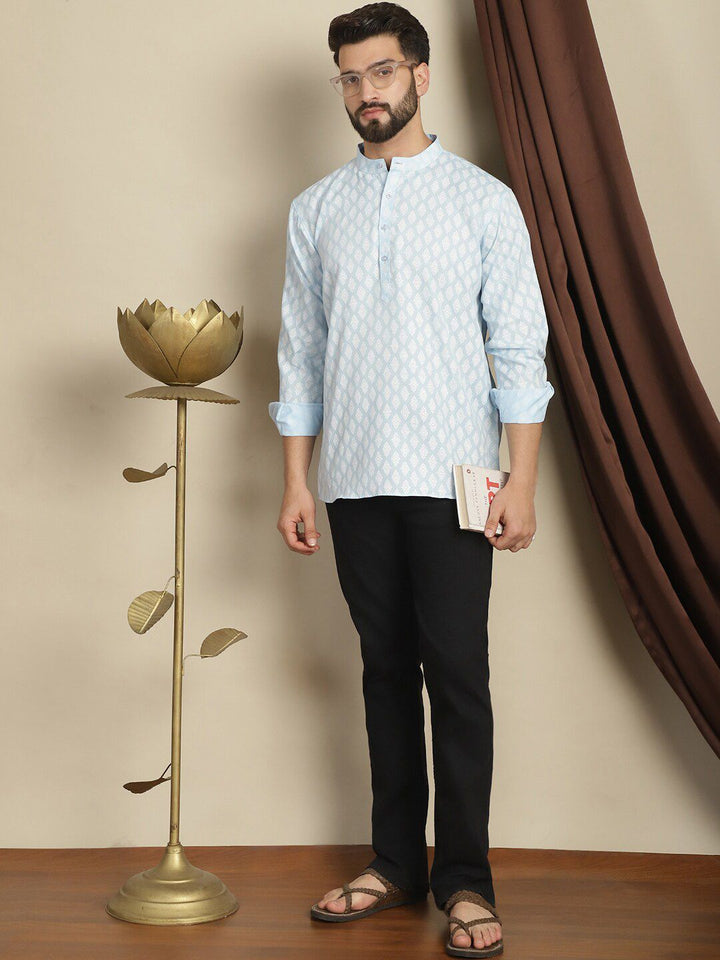 Anouk Geometric Mandarin Collar Long Sleeves Thread Work Kurta