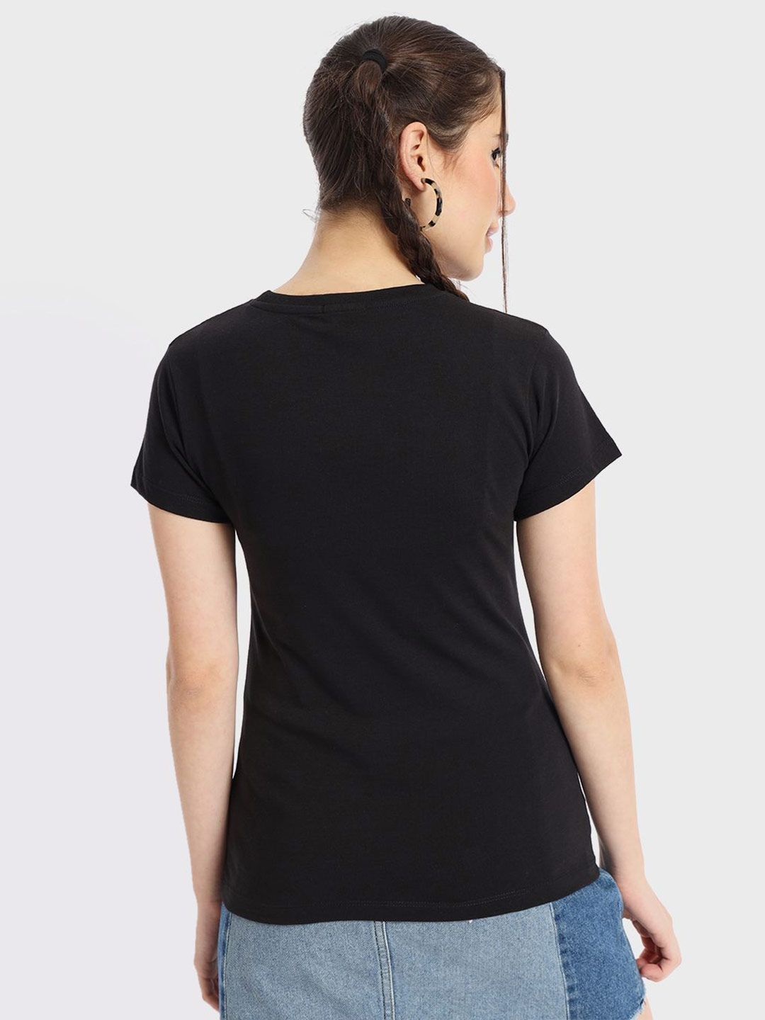 Bewakoof Women Typography Printed Round Neck Cotton Peanuts T-shirt