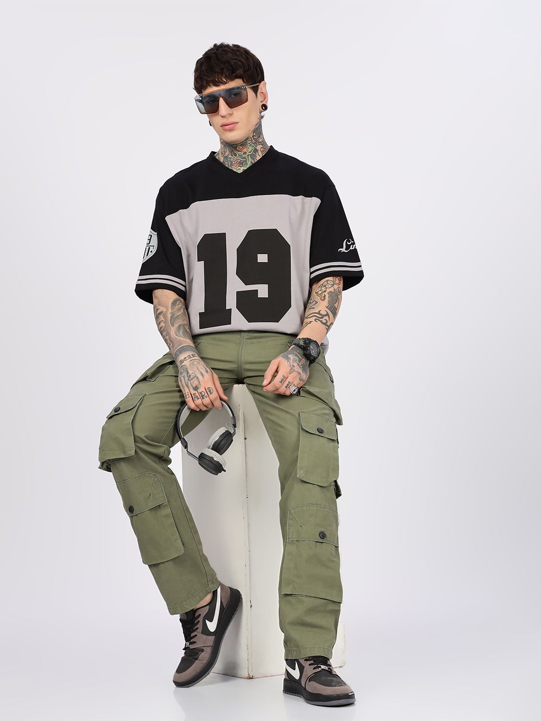 Eszett Men Cargos Trousers