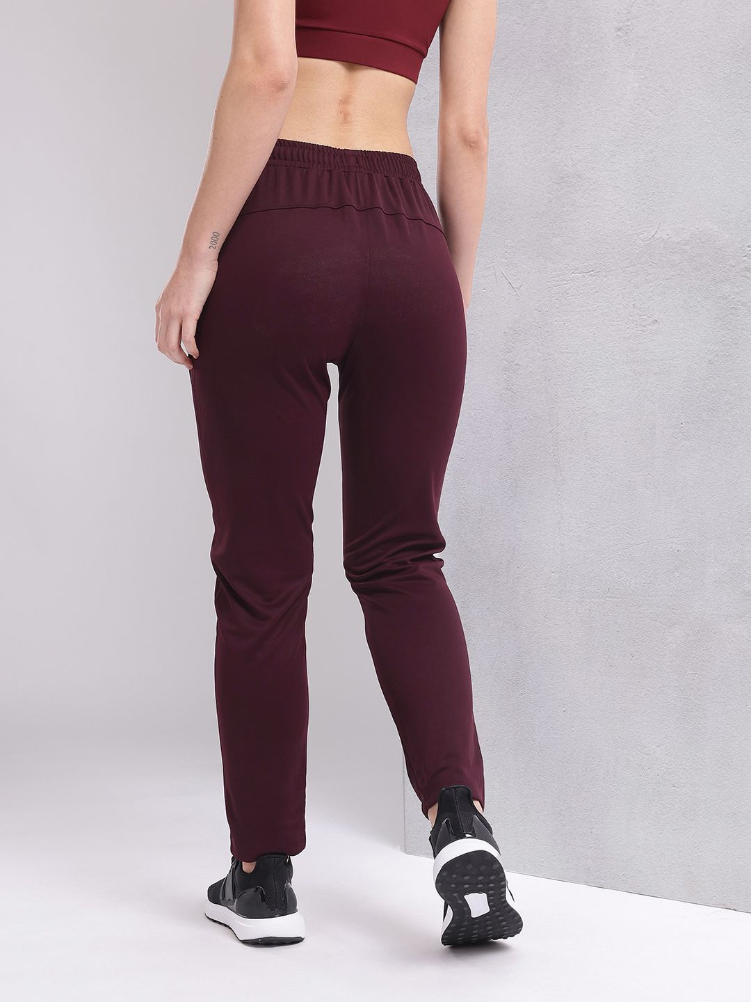 HRX by Hrithik Roshan Women Regular Fit Reflective Rapid Dry Sports Track Pants