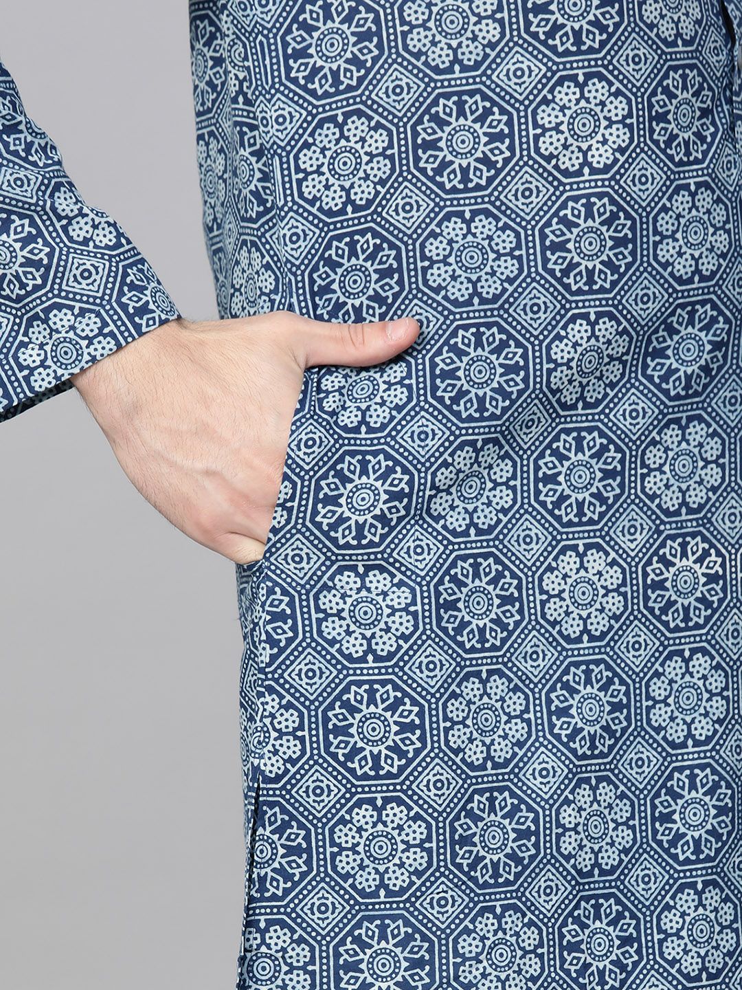 See Designs Men Navy Blue & White Handloom Handblock Print Sustainable Straight Kurta