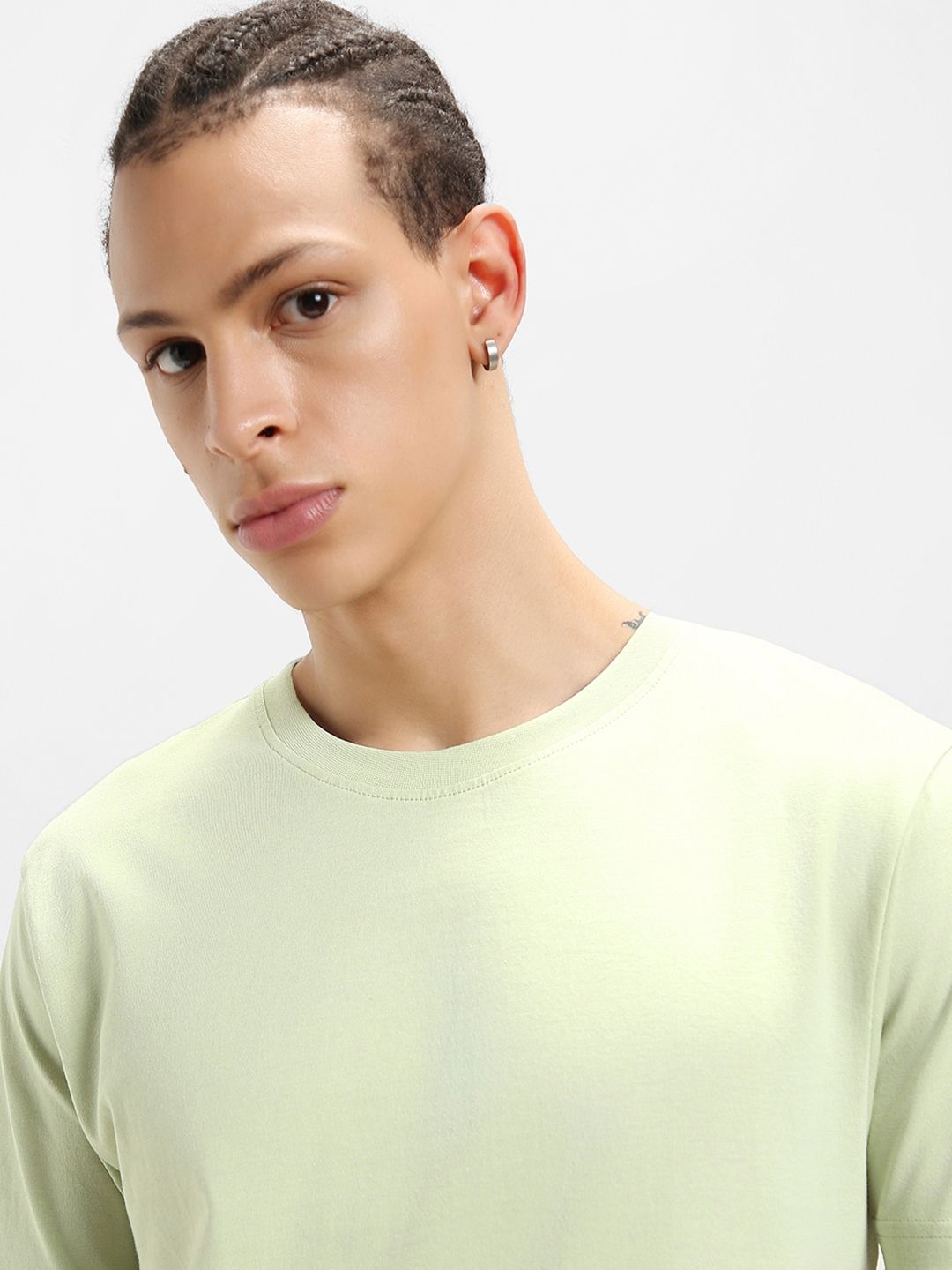 Bewakoof Green Round Neck Short Sleeves Pure Cotton Regular T-shirt