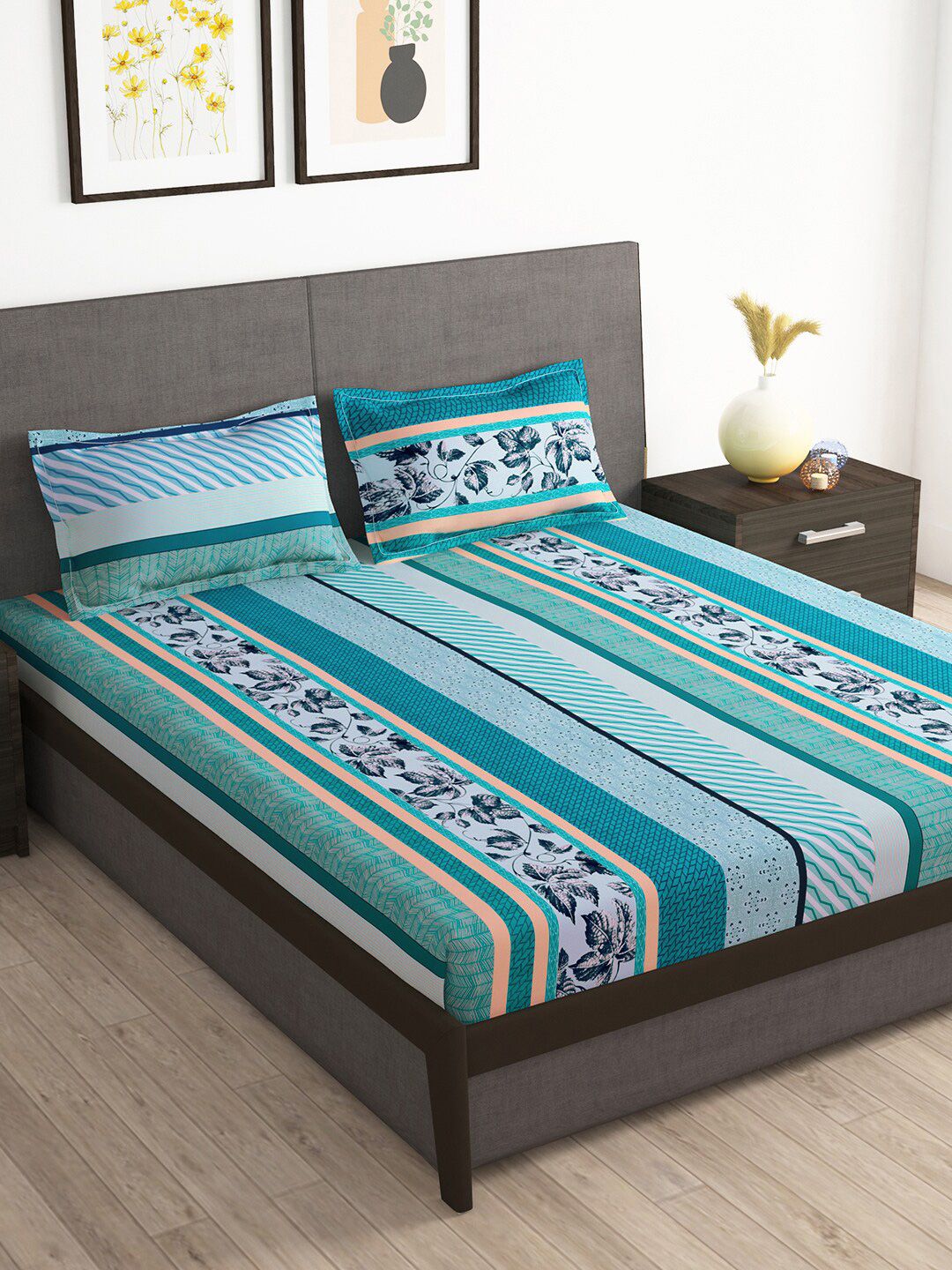 Story@home Tango Blue & Black Floral Microfiber King Bedsheet with 2 Pillow Covers
