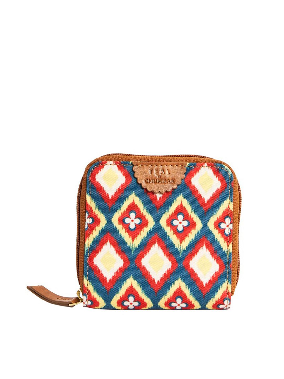 TEAL BY CHUMBAK Geometric Printed Foldover Clutch