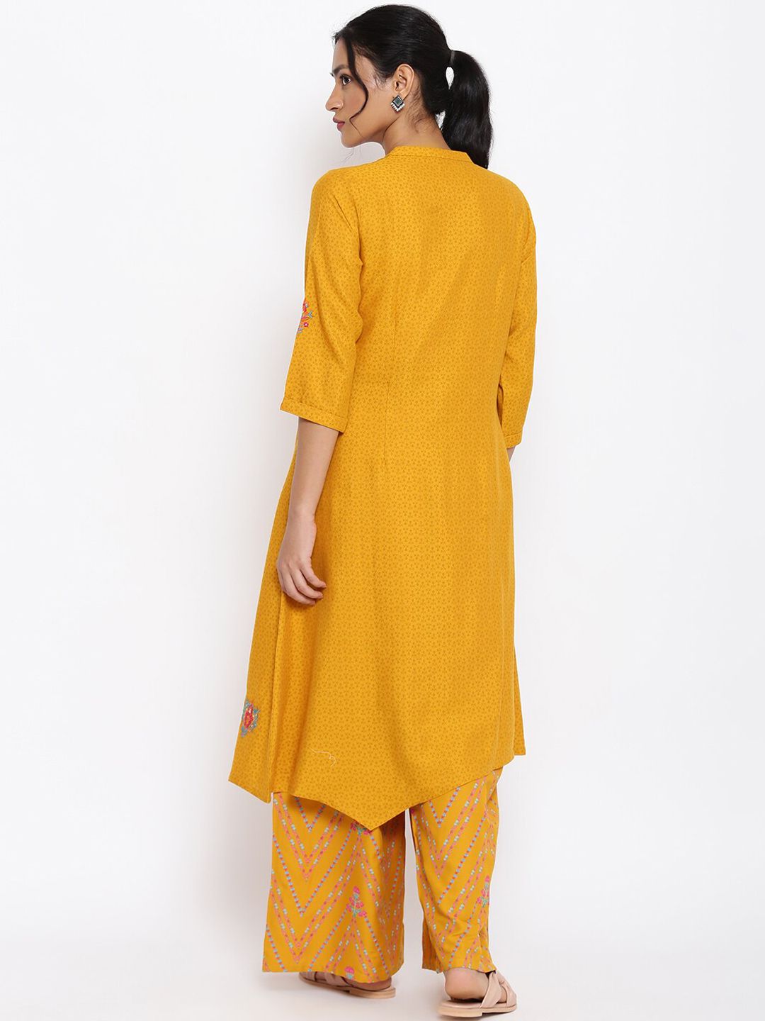 W Floral Print Rayon A-Line Kurta With Parallel Pant