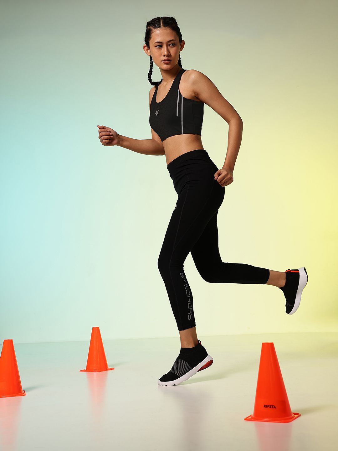 HRX by Hrithik Roshan Lightly Padded Rapid-Dry Running Bra HR_AW24_W_BA_KRNV003_03_A