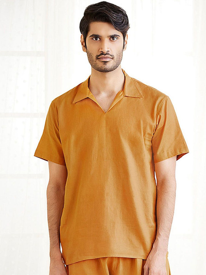 VASTRAMAY Shirt Collar Short Sleeves Cotton Straight Short Kurta