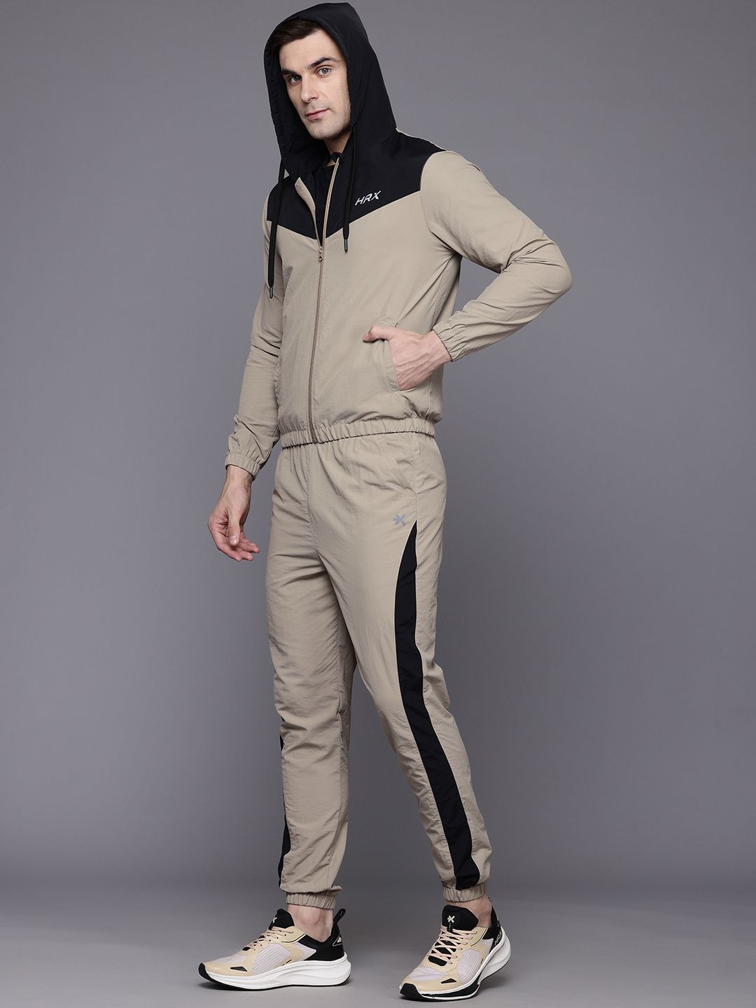 HRX by Hrithik Roshan Colourblocked Rapid-Dry Running Tracksuit