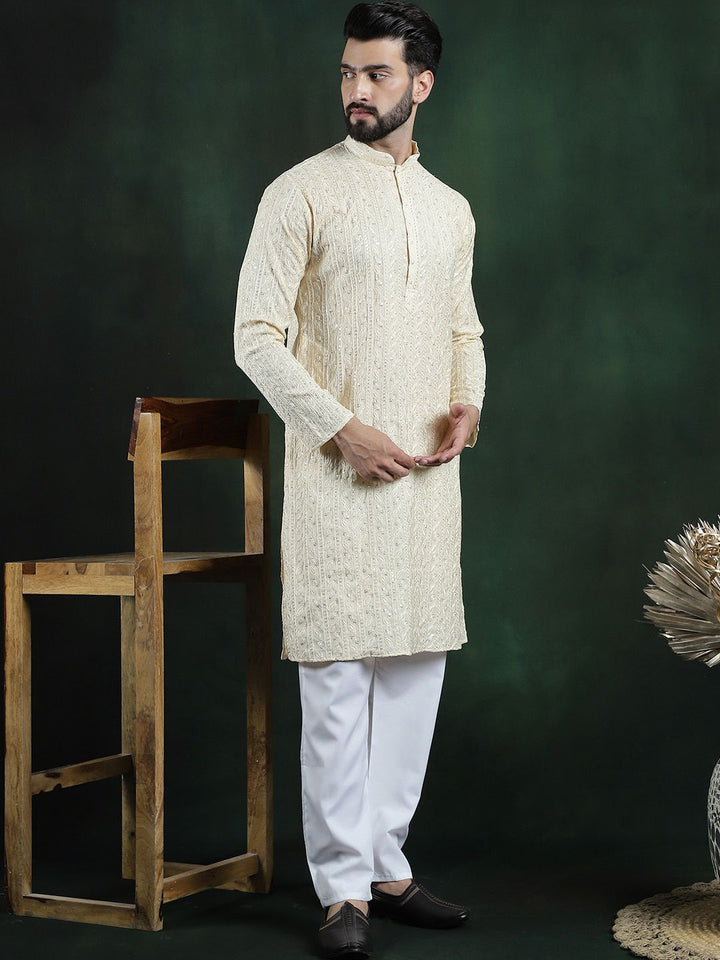 SOJANYA LUXE Floral Embroidered Regular Thread Work Kurta with Pyjamas