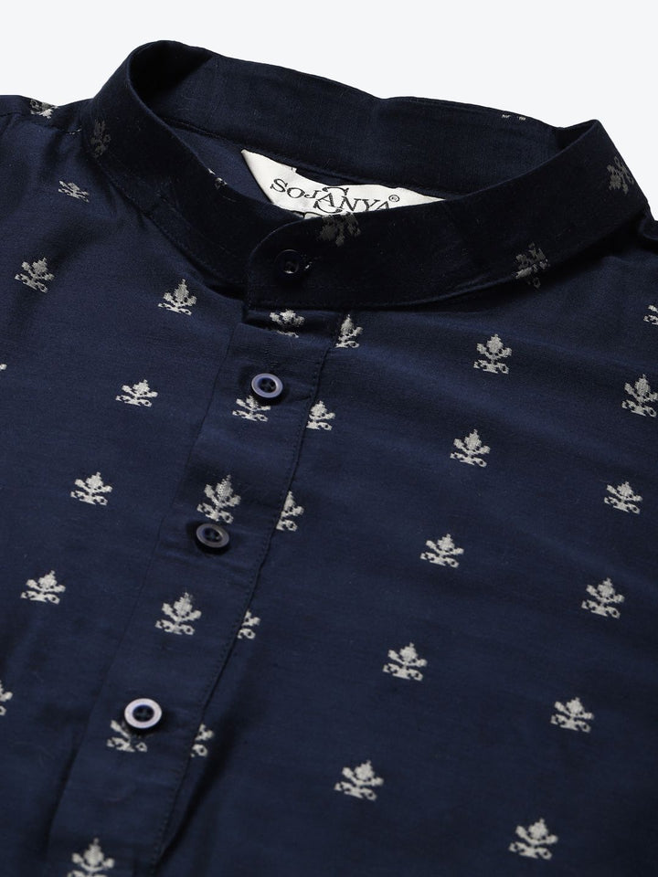 SOJANYA PLUS Men Navy Blue & Silver Jacquard Silk Woven Design Straight Kurta
