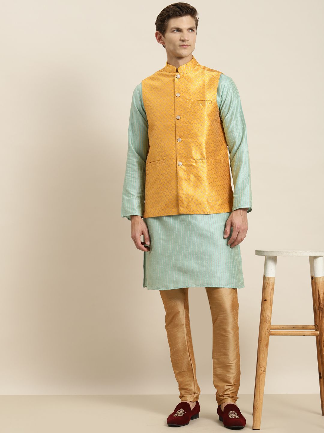 SOJANYA Kurta Belang Hijau Laut Lelaki dengan Jaket Churidar & Nehru
