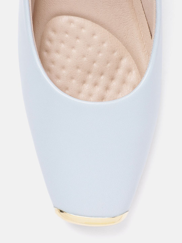 Lino Perros Embellished Detail Block Heels Pumps