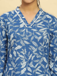 W Blue & Whit Floral Printed Thread Work Pure Cotton Straight Kurta With Trousers