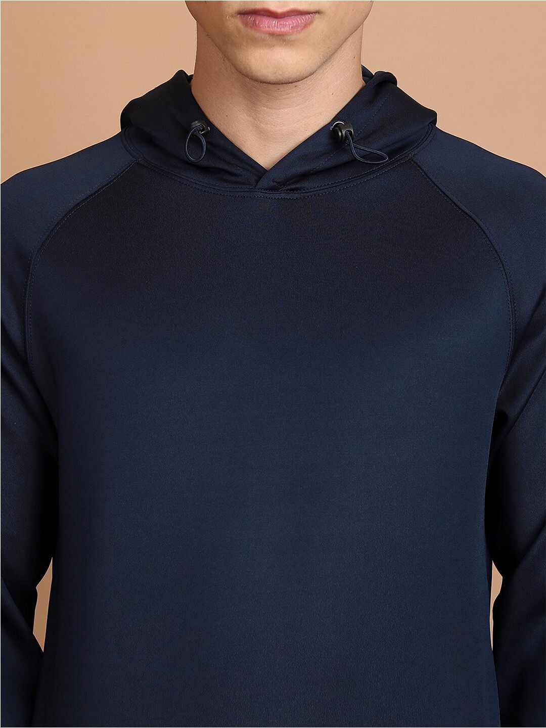 HIGHLANDER Hooded Raglan Sleeves Sweatshirt